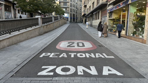 Señal de acceso a zona peatonal en Salamanca