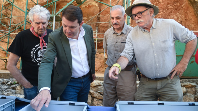 ICAL. Presentación de los resultados en las excavaciones de Atapuerca este 2024 con el presidente de la Junta, Alfonso Fernández Mañueco, y los codirectores del proyecto Juan Luis Arsuaga, José María Bermúdez de Castro y Eudald Carbonell.