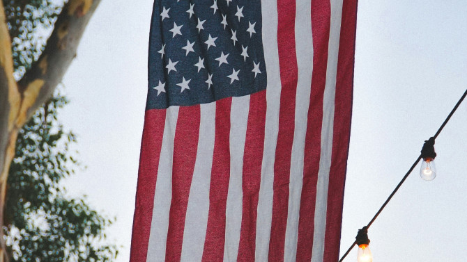 PEXELS. Imagen bandera de Estados Unidos. 