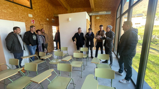 Cesión del Edificio Polivalente de Caboalles de Arriba 