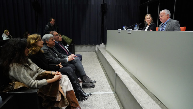 El consejero de Cultura, Turismo y Deporte, Gonzalo Santonja, durante la presentación de la programación del Musac. / ICAL