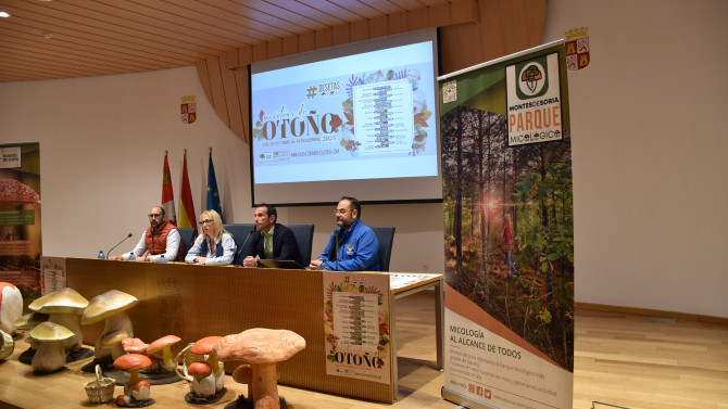 Presentación de toda la programación del Micotour de otoño de la Asociación Montes de Soria.  