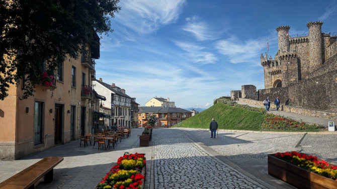 Infografía de la Avenida del Castillo