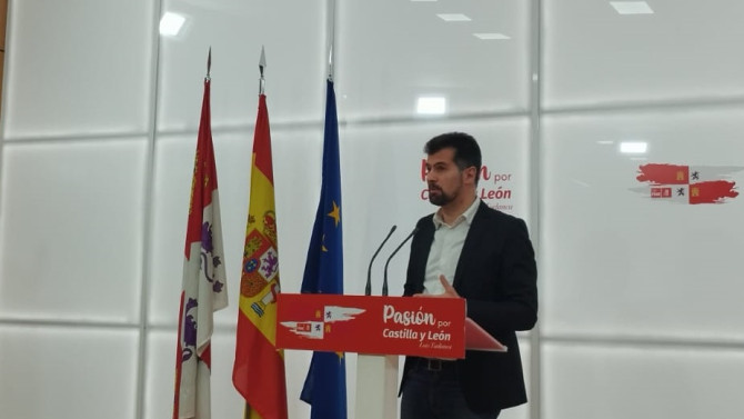 EsRadio CYL. Luis Tudanca, secretario general del PSOE en Castilla y León, confirma su renuncia a seguir al frente del cargo.