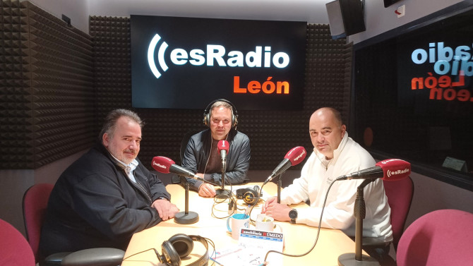 José Ramón López Santamaría y Félix Alonso, Presidente y Portavoz de ACAIP en el Programa Es La Mañana de León con Arturo Martínez