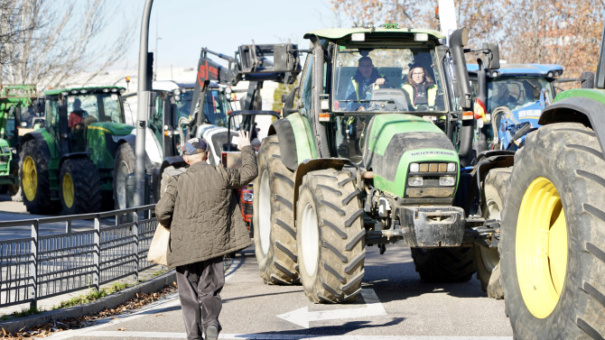  ICAL | Leticia Pérez - Tractorada en Valladolid para denunciar la situación del sector agrario